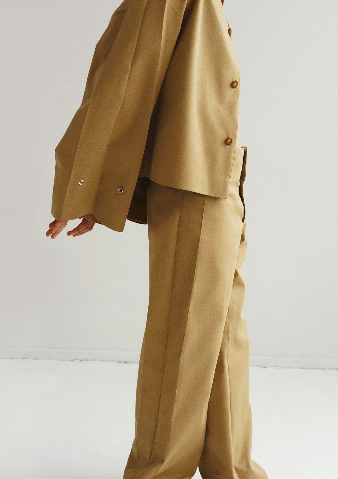 Nadine Goepfert Basic Fit, Paper Bag Jacket